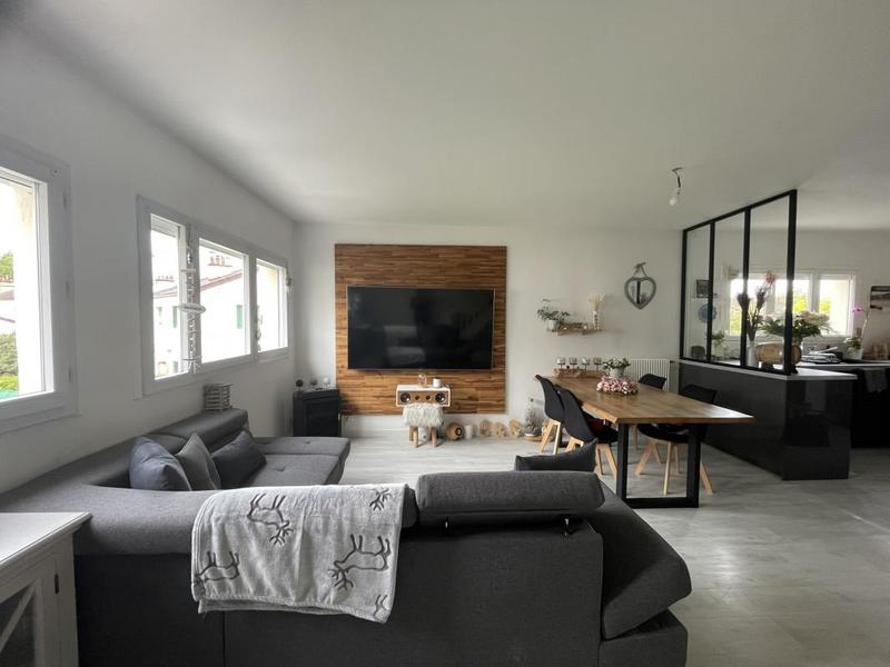 Maison - 92 m² - 4 pièces