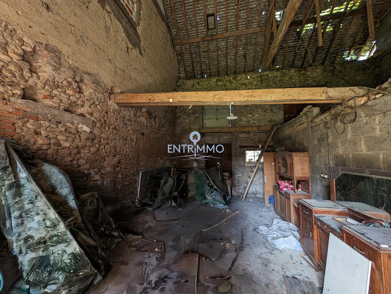 Ferme - 300 m² - 2 pièces