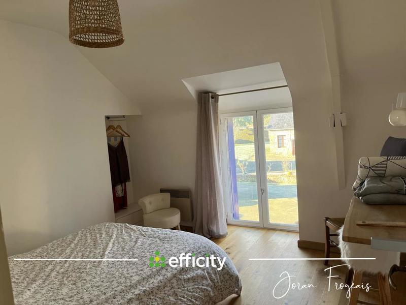 Maison - 195 m² - 10 pièces