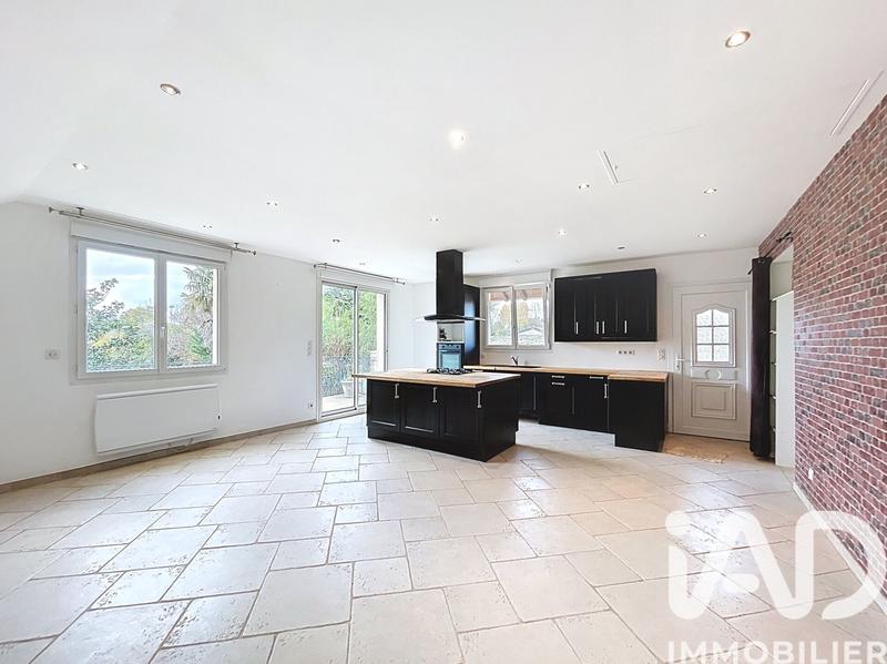 Maison - 115 m² - 6 pièces