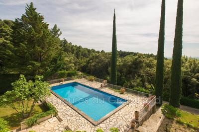 Maison - 365 m² - 10 pièces