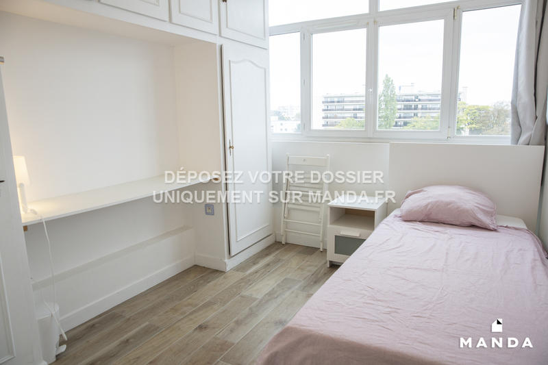Chambre - 11 m² - 4 pièces