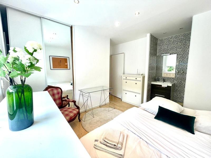 Maison - 187 m² - 6 pièces