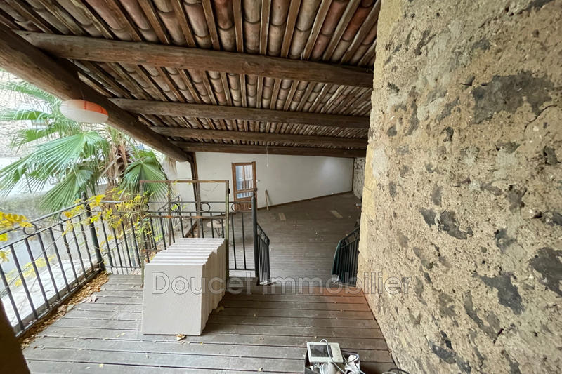 Maison - 279 m² - 9 pièces