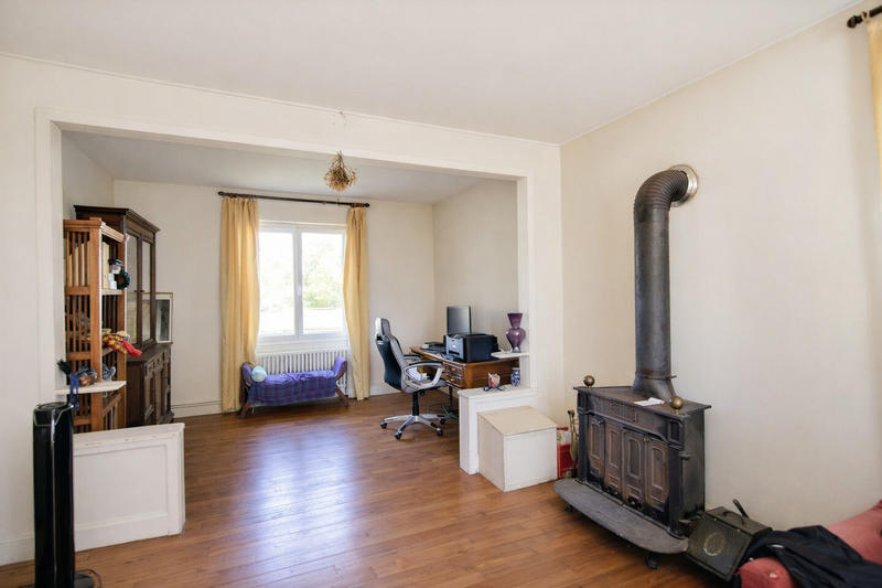 Maison - 218 m² - 8 pièces