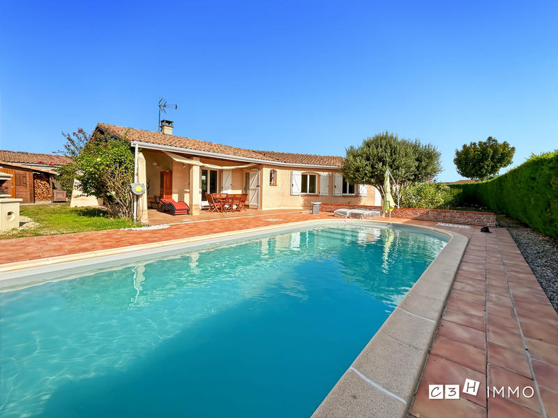 Maison traditionnelle - 92 m² - 4 pièces