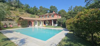 Maison - 190 m² - 4 pièces