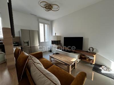 Appartement - 75 m² - 3 pièces