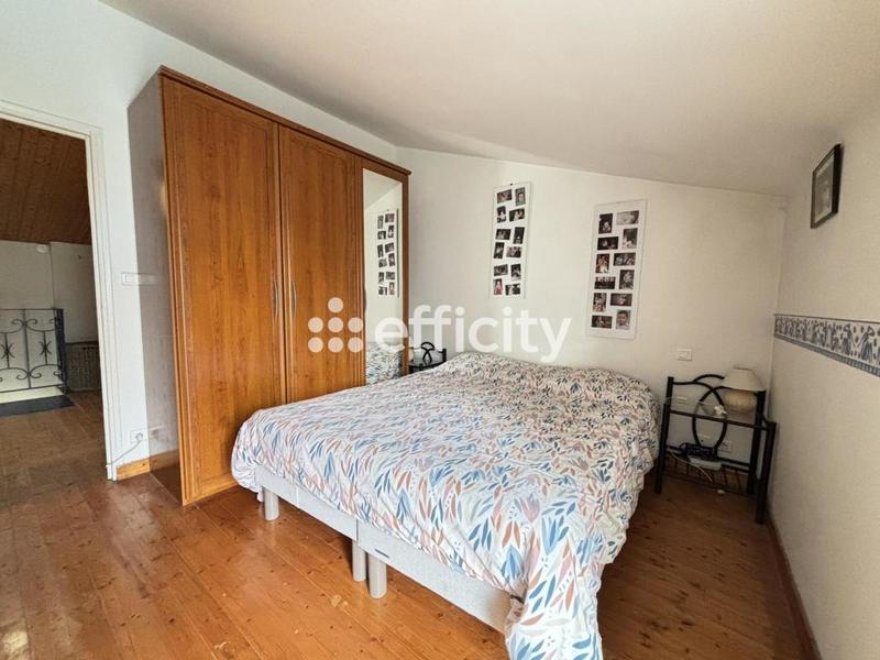 Maison - 200 m² - 9 pièces