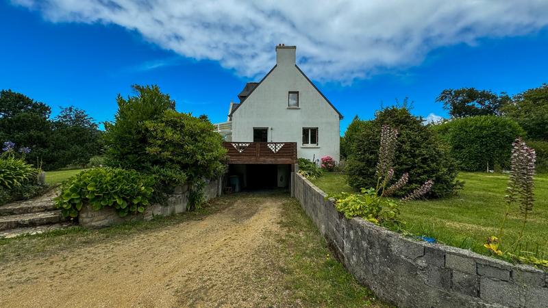 Maison traditionnelle - 144 m² - 7 pièces