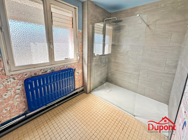 Maison - 80 m² - 5 pièces