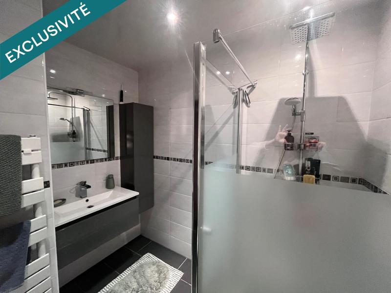 Appartement - 143 m² - 5 pièces