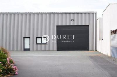 Local d'activités - 213 m²