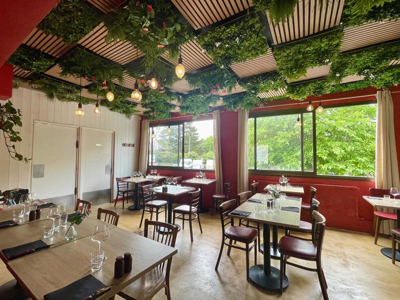 Local commercial - 104 m² - 4 pièces