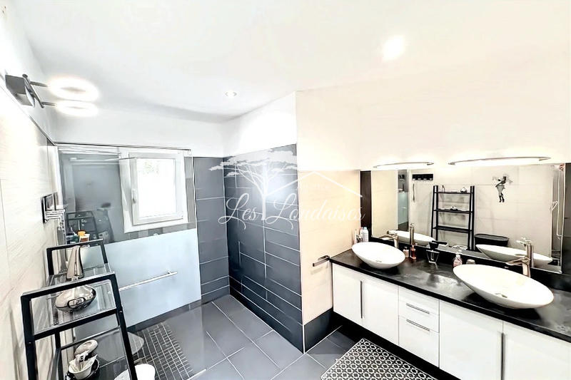 Maison - 107 m² - 5 pièces