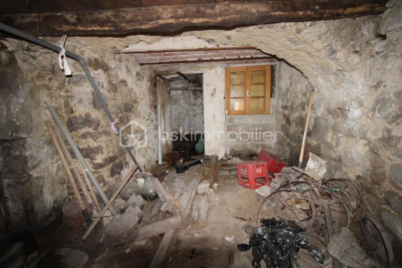 Maison en pierre - 100 m² - 6 pièces