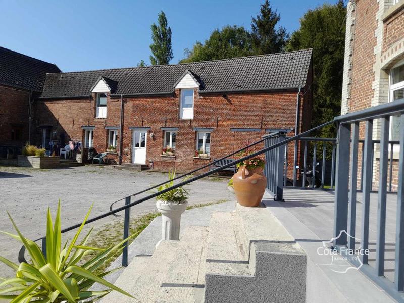 Propriété - 460 m² - 15 pièces