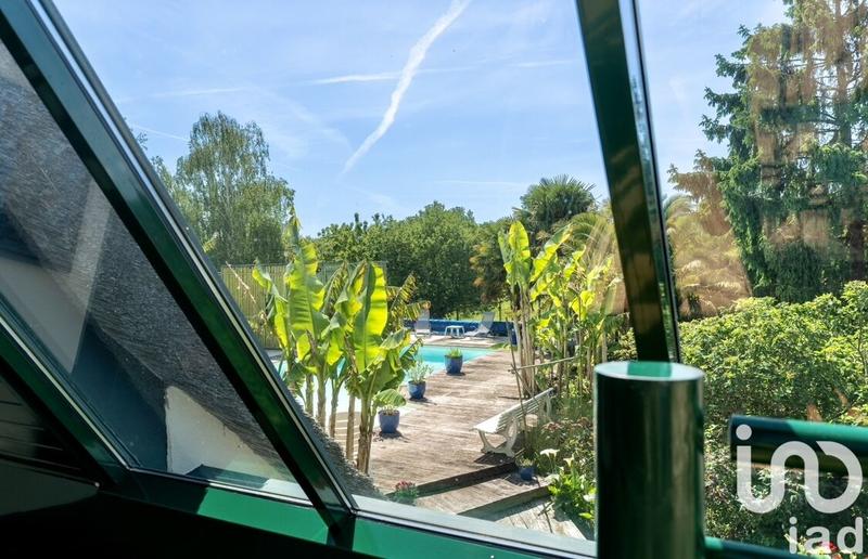 Maison - 203 m² - 7 pièces