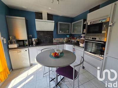 Maison - 82 m² - 5 pièces