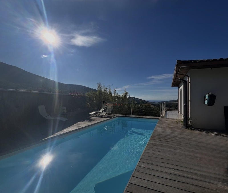 Villa - 179 m² - 7 pièces