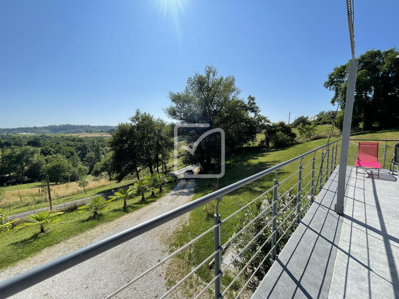 Maison - 165 m² - 4 pièces