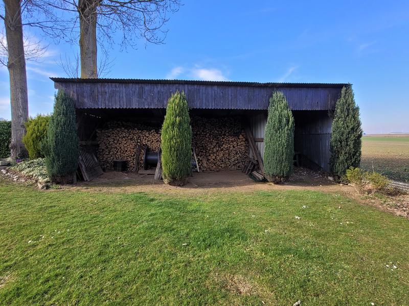 Maison - 270 m² - 10 pièces