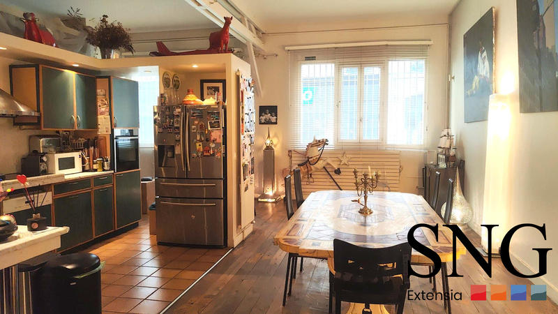 Loft - 246 m² - 6 pièces