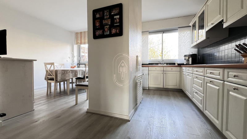 Appartement - 150 m² - 4 pièces