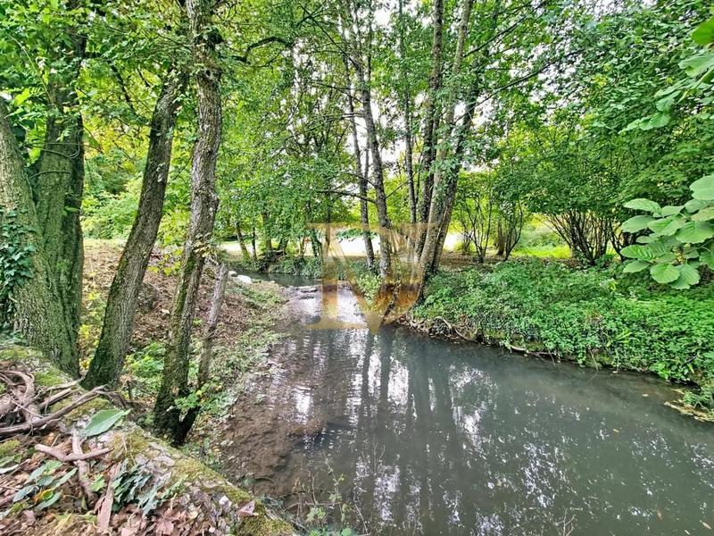 Propriété - 163 m² - 6 pièces