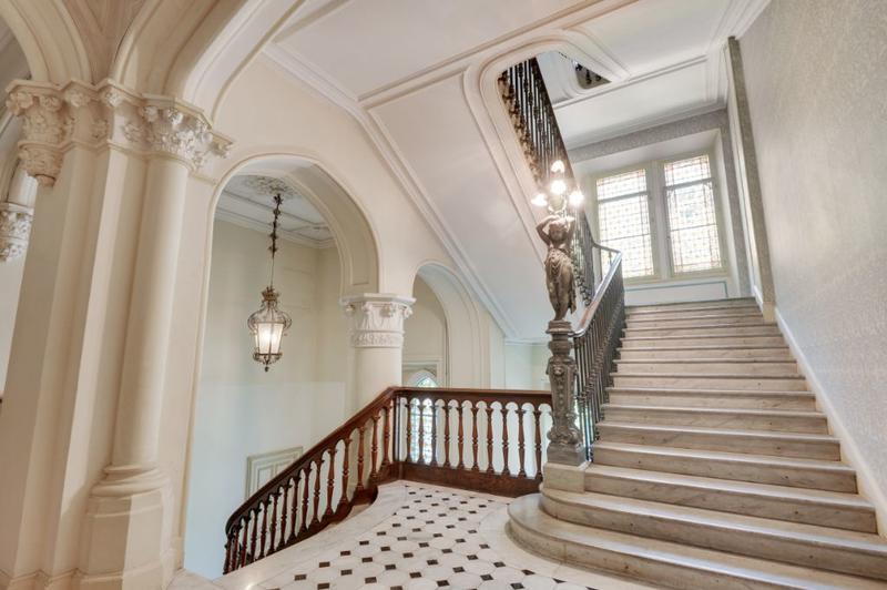 Studio - 55 m² - 1 pièce