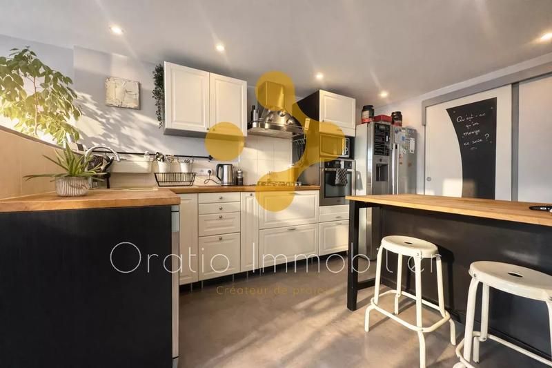 Maison de village - 207 m² - 8 pièces