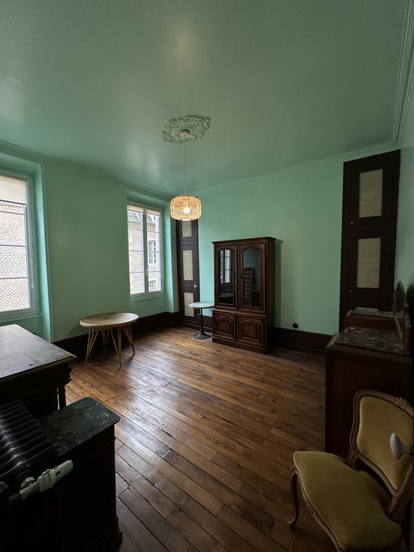 Appartement - 98 m² - 4 pièces