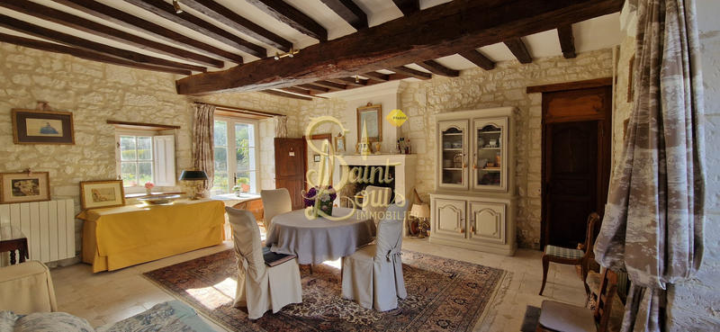 Maison - 200 m² - 7 pièces