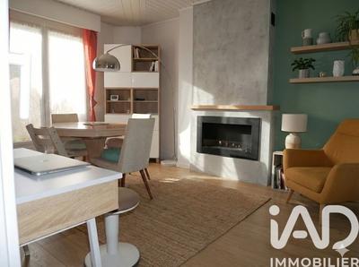 Maison - 96 m² - 5 pièces