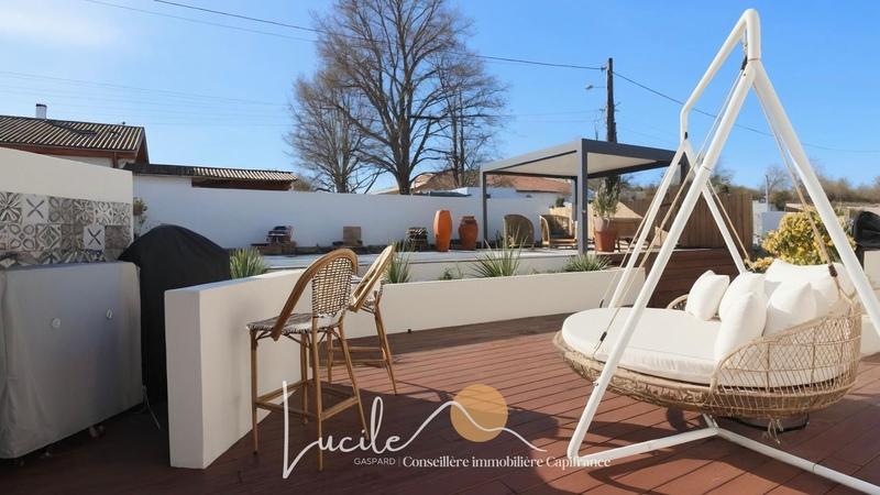 Maison - 162 m² - 9 pièces