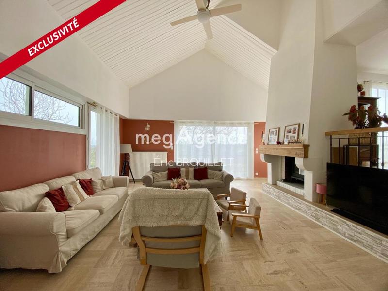 Maison - 144 m² - 8 pièces