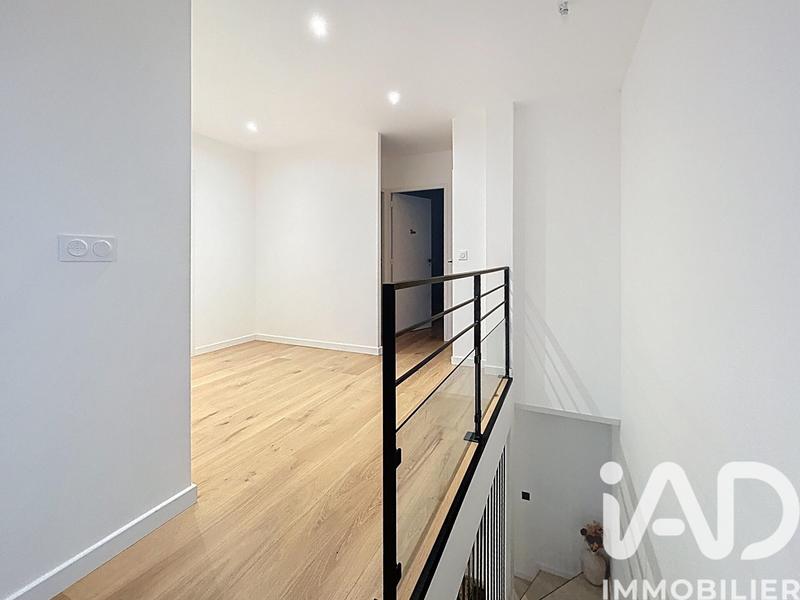 Maison - 121 m² - 6 pièces