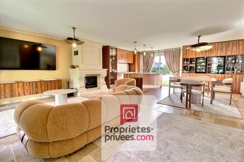 Maison - 90 m² - 4 pièces