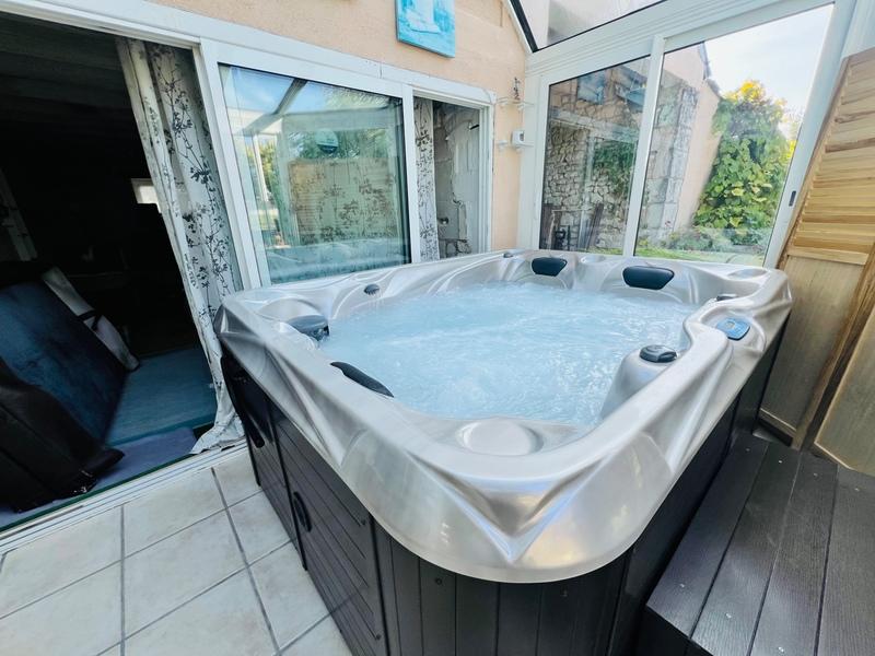 Maison bourgeoise - 260 m² - 8 pièces