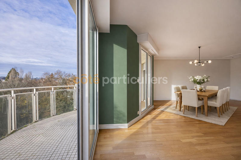 Appartement - 167 m² - 7 pièces