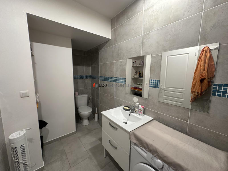 Immeuble - 147 m² - 6 pièces