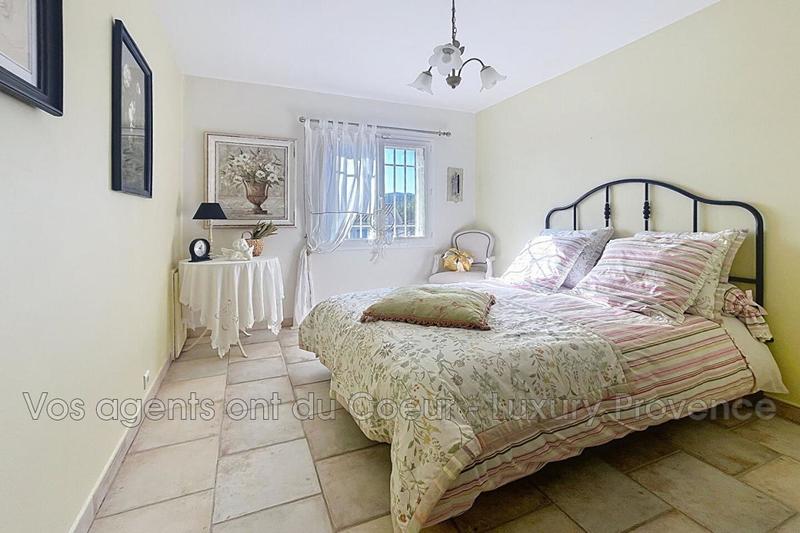 Maison - 150 m² - 4 pièces