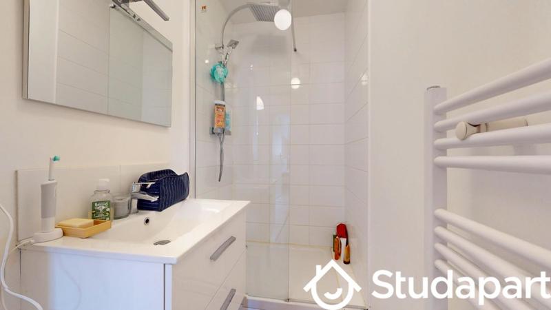 Chambre - 16 m² - 1 pièce