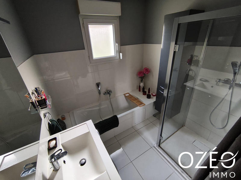 Maison - 105 m² - 6 pièces