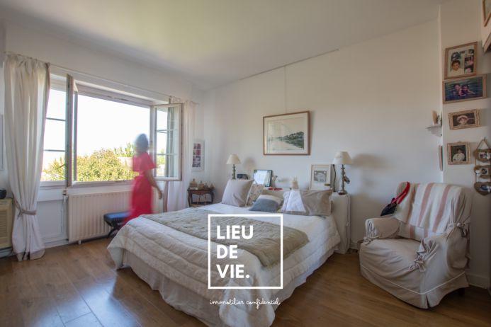 Maison ancienne - 203 m² - 7 pièces