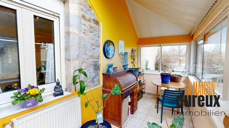 Appartement - 98 m² - 3 pièces