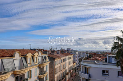 Maison traditionnelle - 192 m² - 5 pièces