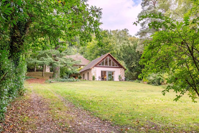 Maison - 230 m² - 6 pièces