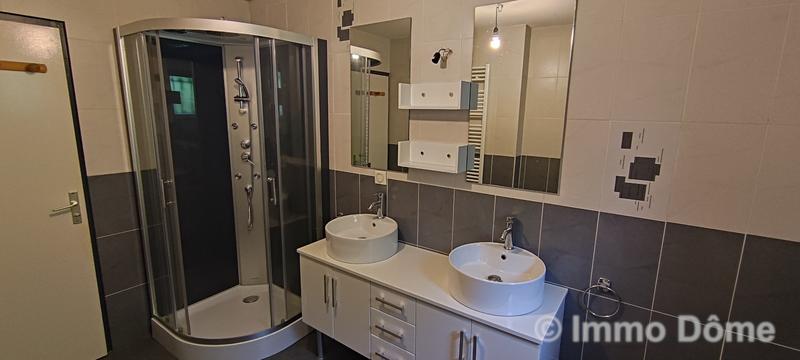 Pavillon - 95 m² - 5 pièces