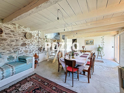 Maison - 142 m² - 6 pièces